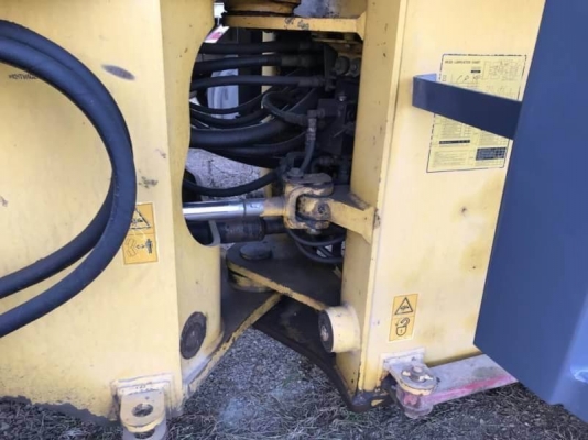 ขาย 1,250,000 รถตัก KOMATSU WA320-3 เครื่องดี เกียร์แรง สภาพพร้อมใช้ เอกสารเล่มทะเบียน  รถอยู่  นครปฐม โทร 0610710295