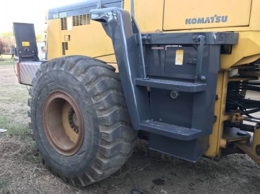 ขาย 1,250,000 รถตัก KOMATSU WA320-3 เครื่องดี เกียร์แรง สภาพพร้อมใช้ เอกสารเล่มทะเบียน  รถอยู่  นครปฐม โทร 0610710295