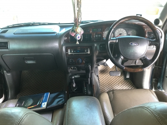 2004 FORD EVEREST 2.5 LIMITED 4WD ขับเคลื่อน4ล้อ รุ่นพิเศษ โฉม ปี03-06
