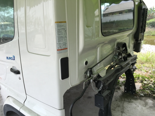 หัวเก๋ง 10 ล้อ HINO VICTOR FG8J  + ชุดไฟหน้า และกันชน - ของใหม ราคา 450,000 ต่อรอง มีให้เลือก 2 หัว