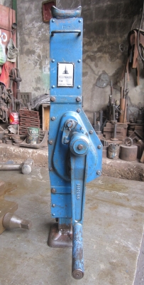 แม่แรงระบบเฟืองยกตรง&amp;ข้าง(5ตัน)