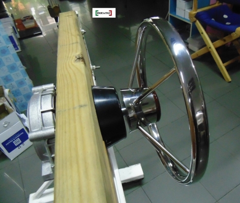 พวงมาลัยแบบสาย มีขนาดความยาว 6 -12 ฟุต พวงมาลัยแบบสาย มีขนาดความยาว 6 -12 ฟุต