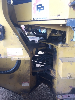 ขายรถตักล้อยาง KOMATSU WA100-1 สวยๆเดิมๆ สนใจโทร 081-970-1072