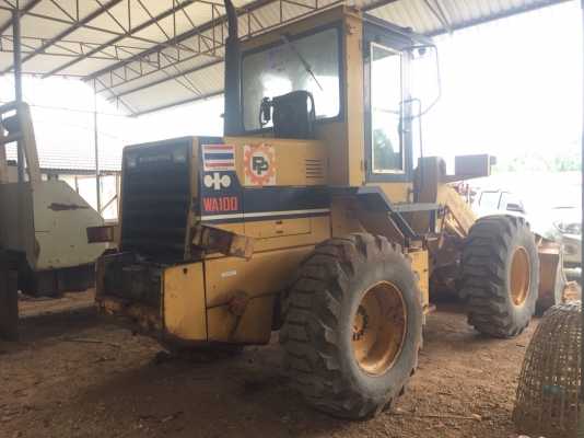 ขายรถตักล้อยาง KOMATSU WA100-1 สวยๆเดิมๆ สนใจโทร 081-970-1072 ขายรถตักล้อยาง KOMATSU WA100-1 สวยๆเดิมๆ สนใจโทร 081-970-1072