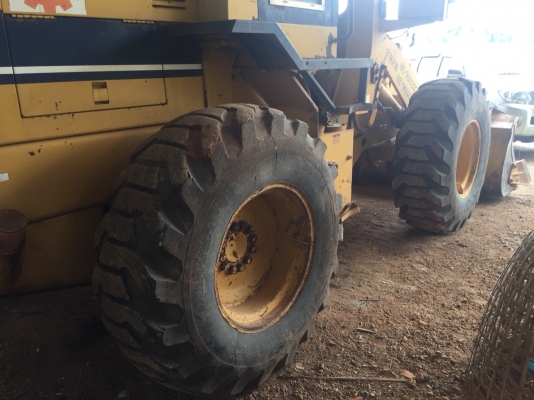 ขายรถตักล้อยาง KOMATSU WA100-1 สวยๆเดิมๆ สนใจโทร 081-970-1072