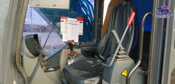 ขายรถแบ็คโฮ kOBELCO SK200-8 YN12 SuperX มีไลน์หัวกระแทก ใช้งาน 6 พันชั่วโมง