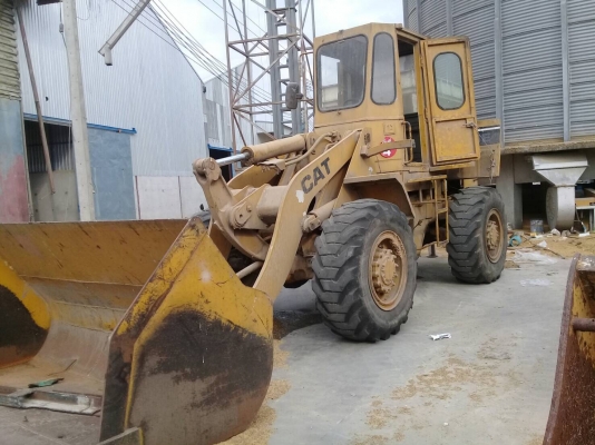 ขายรถตักล้อยาง2คัน TCMและCAT926E. ขาย900000.ตรมสภาพ