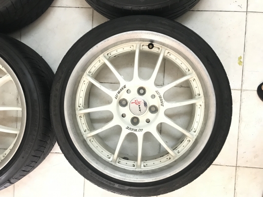 แม็ก 17x7.0 Et42 ขายตามสภาพ ไม่มีซ่อม ครับ ขายพร้อมยาง 205/40R17 ปี 12 ยกชุด 4500 พร้อมใช้ ID line T