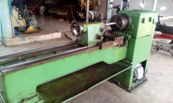 เครื่องกลึง 6 ฟุต ต้าชิง 3 เพลา พร้อมใช้งาน ด่วนๆๆๆ 87,000