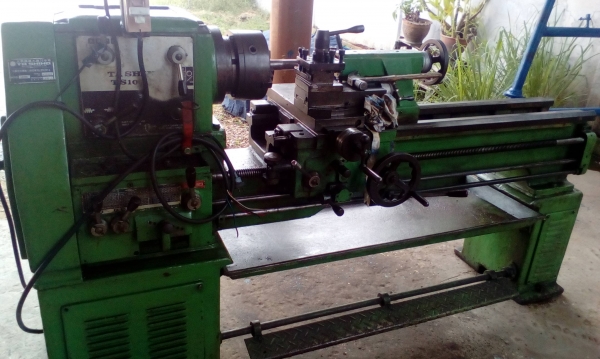 เครื่องกลึง 6 ฟุต ต้าชิง 3 เพลา พร้อมใช้งาน ด่วนๆๆๆ 87,000