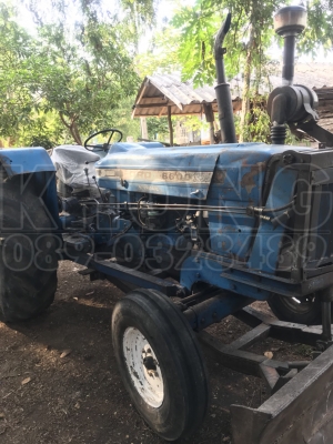 ขายด่วน รถไถ ford 6600 พร้อมใบดัน หาง7 เครืองดี มีหลังคา  เอกสาร อินวอย ขาย 260000