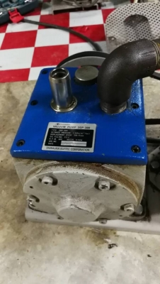 2,900 บ.ส่งถึงบ้านฟรีโทร 083-2000058 LINE ID: line832923 VACUUM PUMP แวคคั่มปั๊มยี่ห้อ SHIBAURA ผลิต