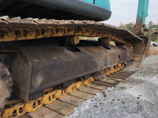 ขาย 695,000 บาท KOBElCO SK200 MarK 5 ธรรมดา เครื่องดี ปั้มแรง  เอวแน่น ไฟฟ้าครบ โซ่ใหม่ 1 ข้าง สภาพพร้อมใช้. เอกสารแจ้งจำหน่าย.   รถอยู่ นครปฐม โทร 0610710295