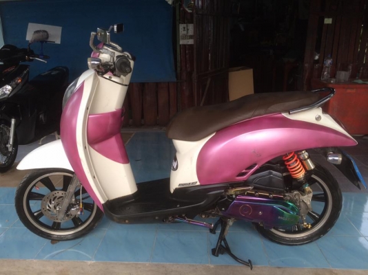 Honda Scoopy-i (ล้อแม็กซ์) สวยๆเครื่องเดิมดี ราคาถูก Honda Scoopy-i (ล้อแม็กซ์) สวยๆเครื่องเดิมดี ราคาถูก