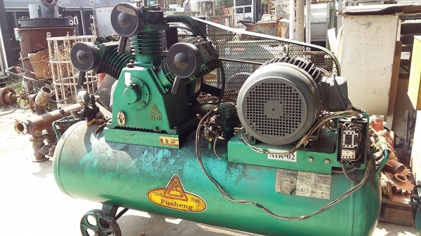 ขาย ปั้มลม Fusheng 15 แรง สวย ใช้งานได้เลยค่ะ