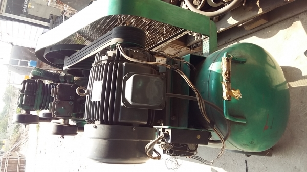 ขาย ปั้มลม Fusheng 15 แรง สวย ใช้งานได้เลยค่ะ