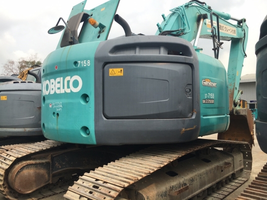 Kobelco SK225SR รถขุด ชั่วโมงทำงานน้อย นำเข้าจากญี่ปุ่น โทร. 080-6565422 (หนิง)