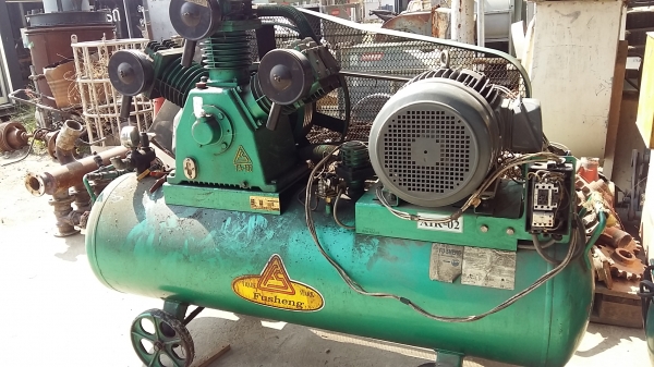 ขาย ปั้มลม Fusheng 15 แรง สวยพร้อมใช้ค่ะ