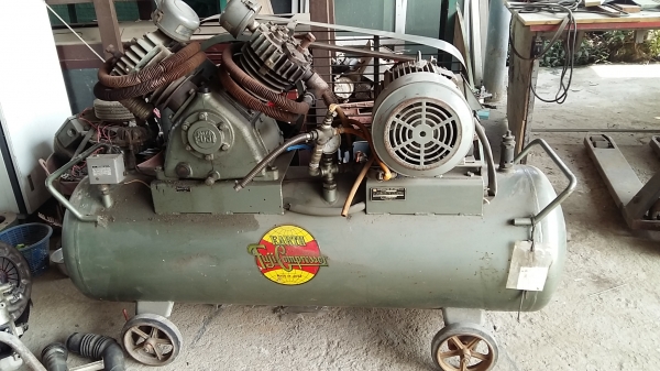 ขาย ปั้มลม Fuji 10แรง3เฟส สวยพร้อมใช้ค่ะ