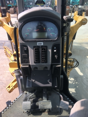 รถเกรด CAT  : 140M  ปี2010  7,900ชม. สภาพสวยๆตรงจาก USA 0988585524สามภพครับ