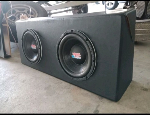 ลำโพงซับ10 ว๊อยคู่พร้อมตู้หลังเบาะ4ประตูหรืมใส่ตอนเดียวได้