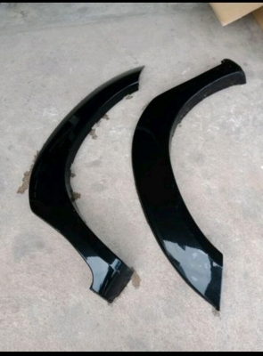 แก้มหน้าวีโก้ และฟอจูเนอร์ แท้ถอด1คู่ พร้อมโป่งคิ้วล้อ