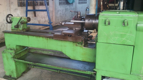แท่นกลึง 6 ฟุต 3 เพลา เกียร์บล็อก พร้อมใช้งาน ด่วนๆๆๆ 87,000