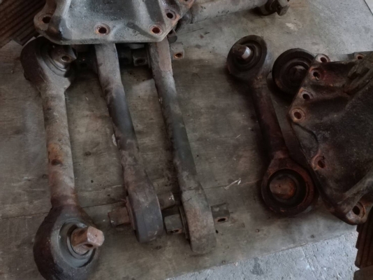 เพลาโบกี้isuzu