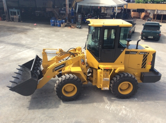 ด่วน!!ขายรถตักล้อยางยี่ห้อ LOVOL รุ่น FL920F-II สภาพสวยมีประสิทธิภาพสูง ไม่เคยใช้งานในไทยมาก่อน