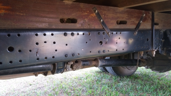 รถ isuzu npr 130 ปี48 รถห้างแท้