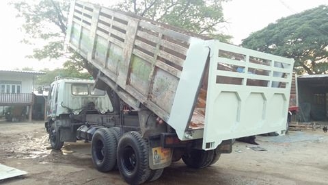 ขายสิบล้อดั้ม Hino 3H  2เพลา 195 แรง สภาพสวยเครื่องดีมากเดิมๆ