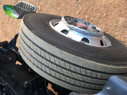 ขายรถพ่วงฮีโน่320ปี49ไม่ดั้ม สวยเดิมสภาพไม่ช้ำ ป้ายแดงมือเดียว เครื่องเกียร์ดีมาก ยางเต็ม ขายรถพ่วงฮีโน่320ปี49ไม่ดั้ม สวยเดิมสภาพไม่ช้ำ ป้ายแดงมือเดียว เครื่องเกียร์ดีมาก ยางเต็ม