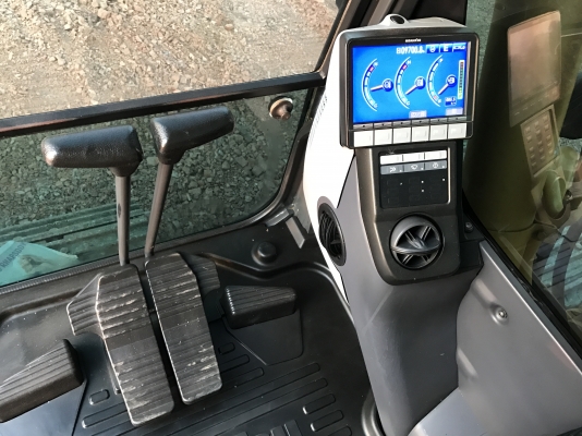 ขาย KOMATSU PC200-8MO สวยๆ พร้อมใช้งาน สีเดิมทั้งคัน 9000 ชั่วโมง ชมรถที่หน้างานได้ทุกวัน สนใจติดต่อโดยตรง 081-4283210 ขาย KOMATSU PC200-8MO สวยๆ พร้อมใช้งาน สีเดิมทั้งคัน 9000 ชั่วโมง ชมรถที่หน้างานได้ทุกวัน สนใจติดต่อโดยตรง 081-4283210