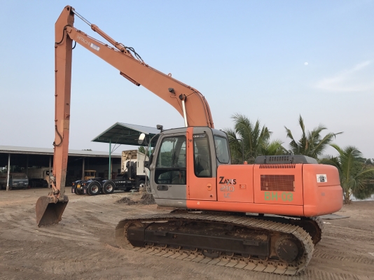 ขาย HITACHI ZX200 บูมยาว 7000 ชม. สภาพสวยมาก เดิมๆเลย สนใจติดต่อ 081-4283210