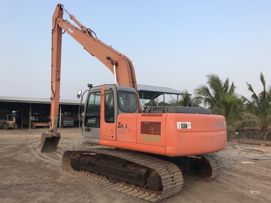 ขาย HITACHI ZX200 บูมยาว 7000 ชม. สภาพสวยมาก เดิมๆเลย สนใจติดต่อ 081-4283210