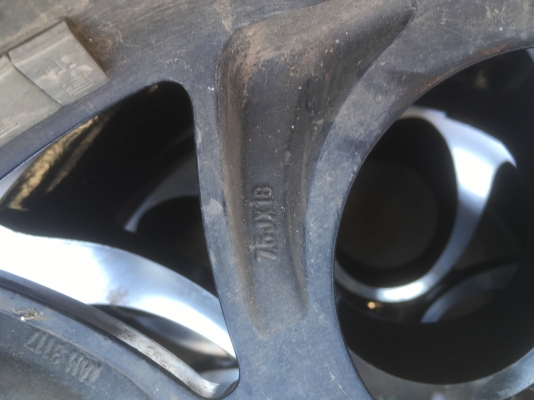 ขายล้อแม็กของ18นิ้ว ขายล้อแม็กของ18นิ้ว