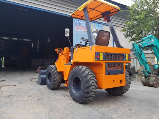 KOMATSU รุ่น wa 30-2 เครื่องยนต์โคมัสสุ 3D 84 เก่าญี่ปุ่นแท้ไม่เคยใช้งานในไทย ระบบเกียร์ 3 เกียร์เดินหน้า 3 เกียร์ถอยหลัง ระบบคอนโทรลเดี่ยว ขับเคลื่อน 4 ล้อ full Time พร้อมใช้งาน มีบุ้งกี่ขนาด 0.3 คิว ชั่วโมงการใช้งาน 1,000 ชม.ราคา385,000บาท สนใจติดต่อเบอ KOMATSU รุ่น wa 30-2 เครื่องยนต์โคมัสสุ 3D 84 เก่าญี่ปุ่นแท้ไม่เคยใช้งานในไทย ระบบเกียร์ 3 เกียร์เดินหน้า 3 เกียร์ถอยหลัง ระบบคอนโทรลเดี่ยว ขับเคลื่อน 4 ล้อ full Time พร้อมใช้งาน มีบุ้งกี่ขนาด 0.3 คิว ชั่วโมงการใช้งาน 1,000 ชม.ราคา385,000บาท สนใจติดต่อเบอ