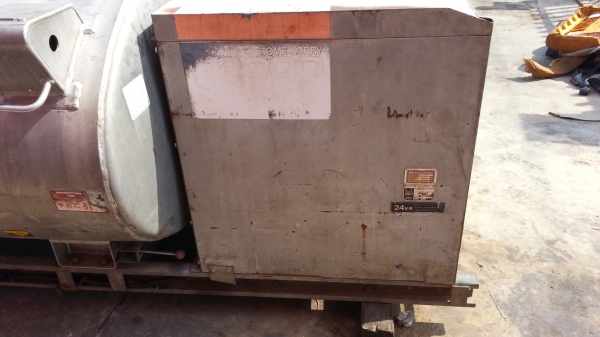 ขายถังน้ำมัน ขนาด 2000 ลิตร เก่าญี่ปุ่น จอดิจิตอล ไฟ DC 24 v ใช้งานปกติ ขายถังน้ำมัน ขนาด 2000 ลิตร เก่าญี่ปุ่น จอดิจิตอล ไฟ DC 24 v ใช้งานปกติ