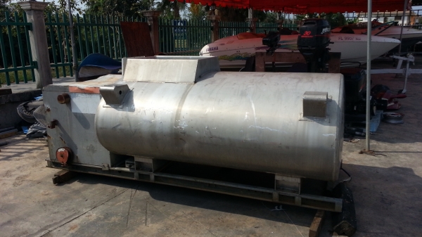 ขายถังน้ำมัน ขนาด 2000 ลิตร เก่าญี่ปุ่น จอดิจิตอล ไฟ DC 24 v ใช้งานปกติ ขายถังน้ำมัน ขนาด 2000 ลิตร เก่าญี่ปุ่น จอดิจิตอล ไฟ DC 24 v ใช้งานปกติ