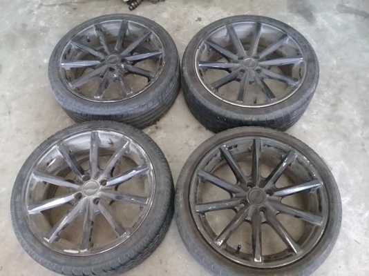 ขายเเม็ก 17 นิ้ว 4/100 สภาพดี ถูกๆ