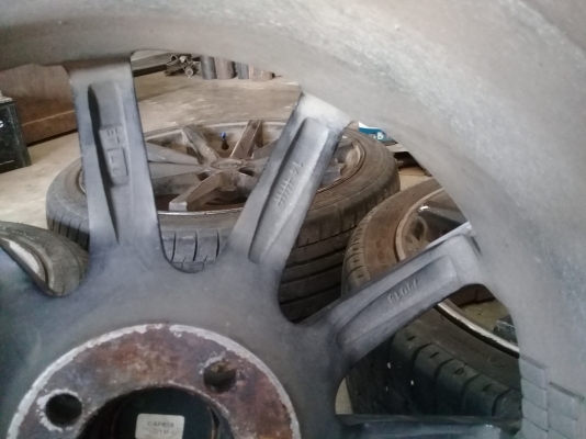 ขายเเม็ก 17 นิ้ว 4/100 สภาพดี ถูกๆ