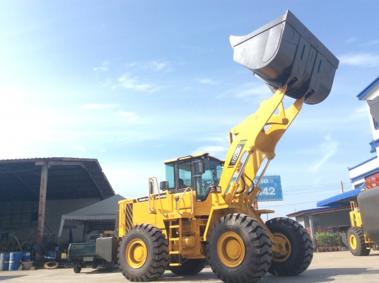 รถตักล้อยาง LOVOL รุ่น FL956F-II เป็นรถนำเข้าจากต่างประเทศ สภาพสวย พร้อมใช้งาน ราคาถูกมากๆค่ะ รถตักล้อยาง LOVOL รุ่น FL956F-II เป็นรถนำเข้าจากต่างประเทศ สภาพสวย พร้อมใช้งาน ราคาถูกมากๆค่ะ