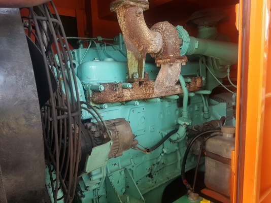 KOMATSU 110 6D10 150กโลวัตต์ พร้อมเทเลอร์