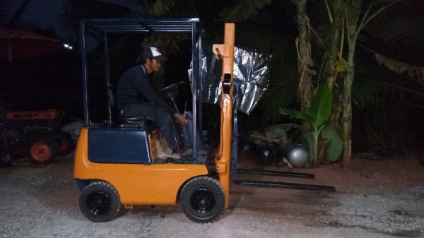 โฟลลิฟโตโยต้า เบนซิล ยก700โล พร้อม ใช้ เก่านอก ทำสีใหม่ เชคระบบ