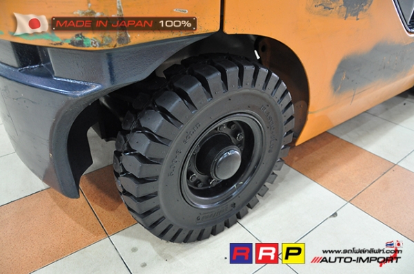 ขายรถโฟล์คลิฟท์มือสอง TOYOTA รุ่น 8FG15-35100 นำเข้าจากประเทศญี่ปุ่น 100\% ไม่เคยใช้งานในไทย