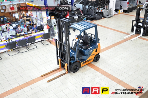 ขายรถโฟล์คลิฟท์มือสอง TOYOTA รุ่น 8FG15-35100 นำเข้าจากประเทศญี่ปุ่น 100\% ไม่เคยใช้งานในไทย