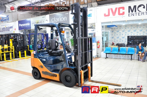 ขายรถโฟล์คลิฟท์มือสอง TOYOTA รุ่น 8FG15-35100 นำเข้าจากประเทศญี่ปุ่น 100\% ไม่เคยใช้งานในไทย