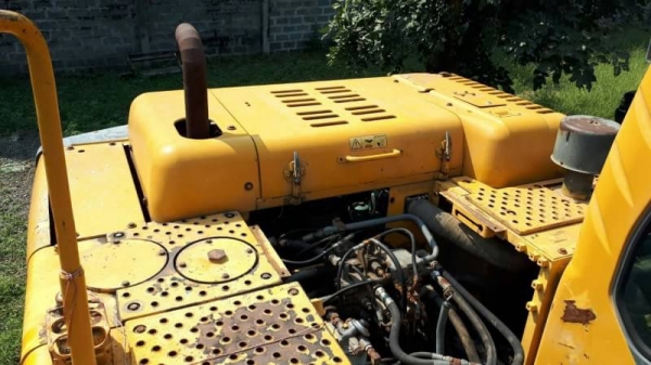 ขาย 735,000 VOLVO EC 210 LC  ไฟฟ้าครบ เครื่องดี ปั้มสมบูณร์ เอวแน่น ช่วงล่างแน่น เอกสารอินวอยทร์ รถอยู่ สระบุรี 090-772-3710 090-772-3708