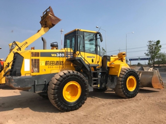 ขายรถตักล้อยาง KOMATSU WA380-6 ปี 2011 รถนอกนำเข้าจากญี่ปุ่น สภาพสวยพร้อมใช้งาน มีVDOการทำงานครับ ขายรถตักล้อยาง KOMATSU WA380-6 ปี 2011 รถนอกนำเข้าจากญี่ปุ่น สภาพสวยพร้อมใช้งาน มีVDOการทำงานครับ