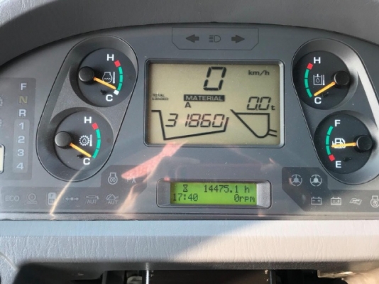 ขายรถตักล้อยาง KOMATSU WA380-6 ปี 2011 รถนอกนำเข้าจากญี่ปุ่น สภาพสวยพร้อมใช้งาน มีVDOการทำงานครับ ขายรถตักล้อยาง KOMATSU WA380-6 ปี 2011 รถนอกนำเข้าจากญี่ปุ่น สภาพสวยพร้อมใช้งาน มีVDOการทำงานครับ